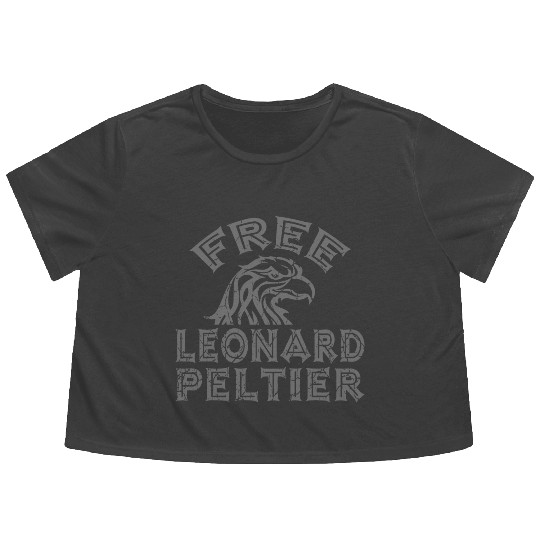 FREE LEONARD PELTIER EAGLE NATIVES grau used look Flowy Cropped Tees