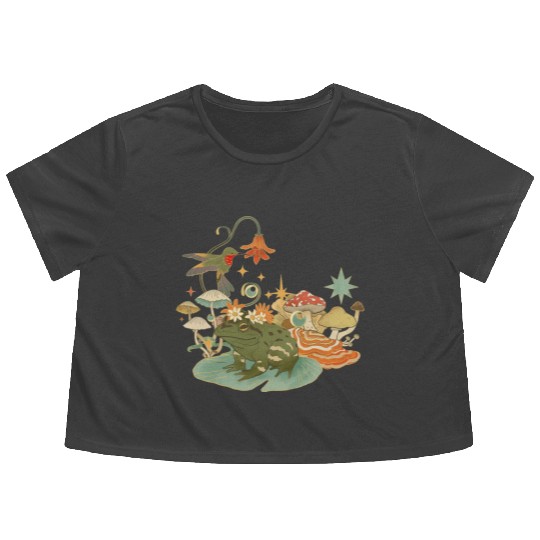 Cottagecore with frog, mushrooms and hummingbird Flowy Cropped Tees