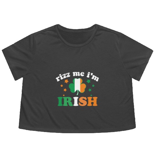 Rizz me im irish st patrick's day 2023 funny meme Flowy Cropped Tees