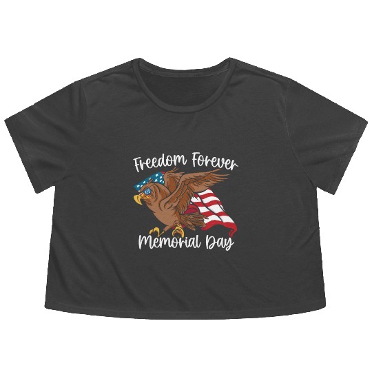 Patriotic Veteran USA Flag American Memorial Day Flowy Cropped Tees