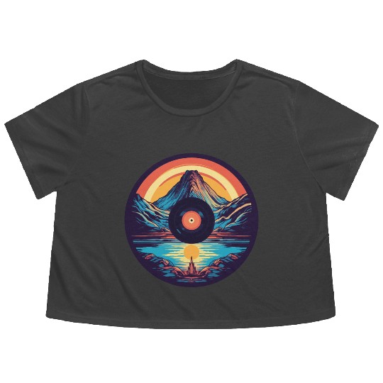 Retro Mountain Landscape: Vinyl Meets Art Flowy Cropped Tees