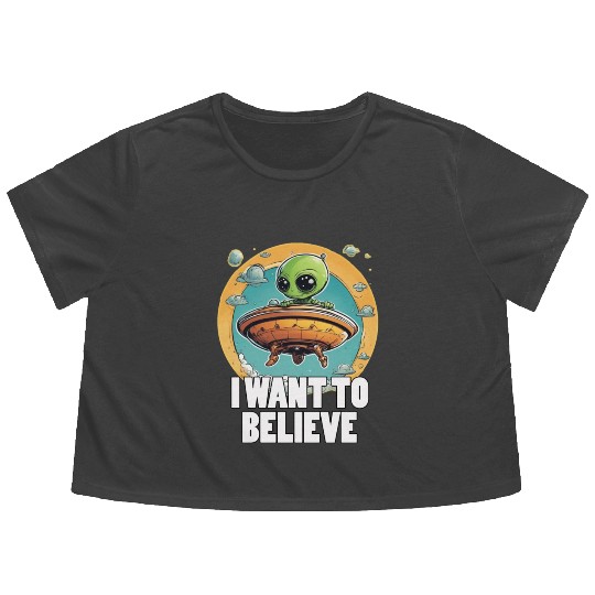 I WANT TO BELIEVE cute alien in spaceship Flowy Cropped Tees