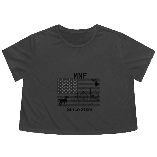MMF with patriotic background Flowy Cropped Tees