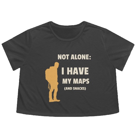 Solo traveler: I have my maps and snacks Flowy Cropped Tees