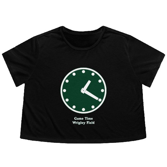 WRIGLEY FIELD SCOREBARD CLOCK IS CHICAGO CUBS GAME Flowy Cropped Tees