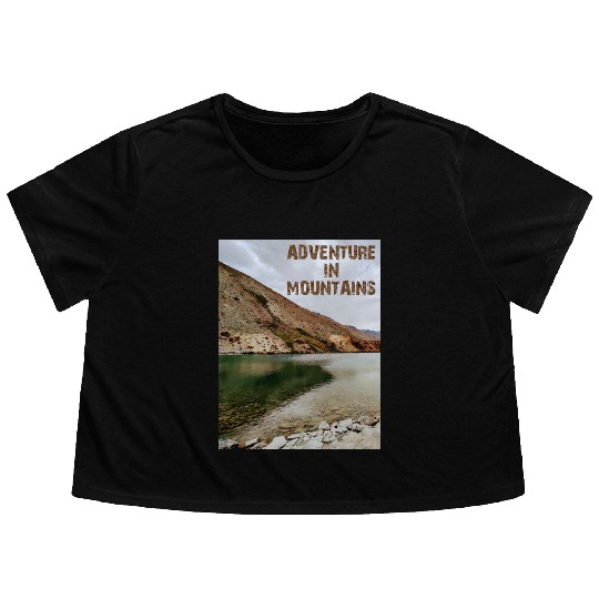 ADVENTURE IN MOUNTAINS Flowy Cropped Tees