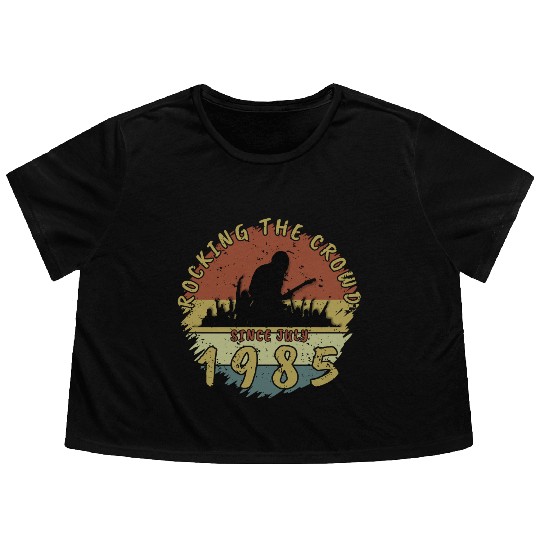 40th Birthday Rocking the crowd GIT 07/1985 Flowy Cropped Tees