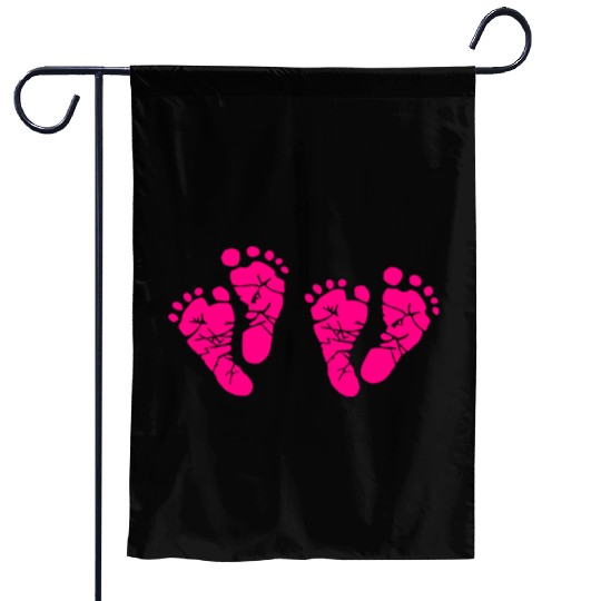Twin Baby Feet - Pregnancy - Maternity - Mom to be Garden Flags