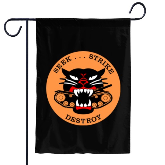 M18 HELLCAT Tank Destroyer Garden Flags