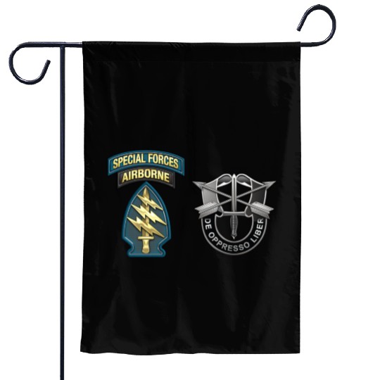 U S Army Special Forces Green Berets SSI DUI Garden Flags