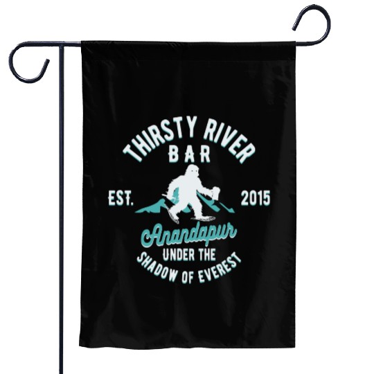 Thirsty River Bar Garden Flags