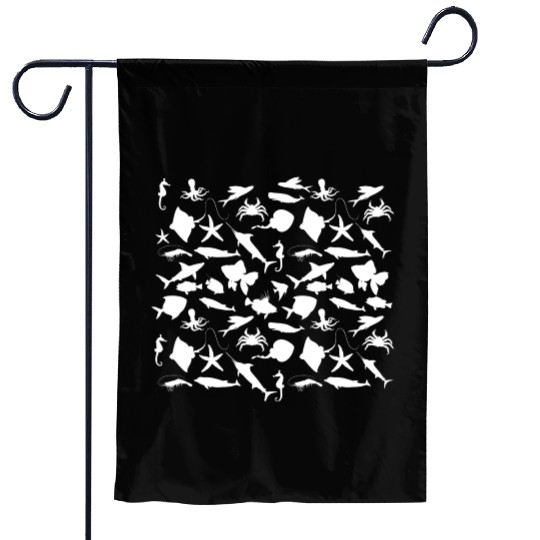 Fishes sea animals pattern Garden Flags