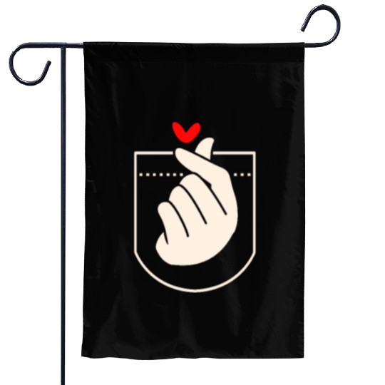Kdrama Pocket Heart Finger Korean Drama Kpop Korea Garden Flags