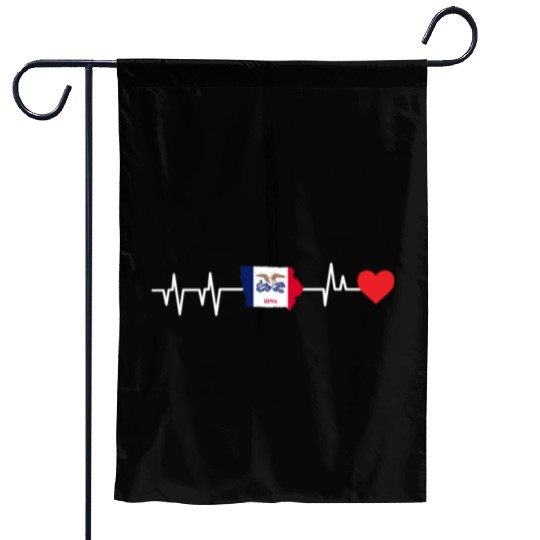 Iowa Heartbeat Gift Garden Flags