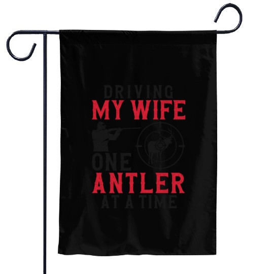 Buck Deer Hunting Hunter Wife Garden Flags