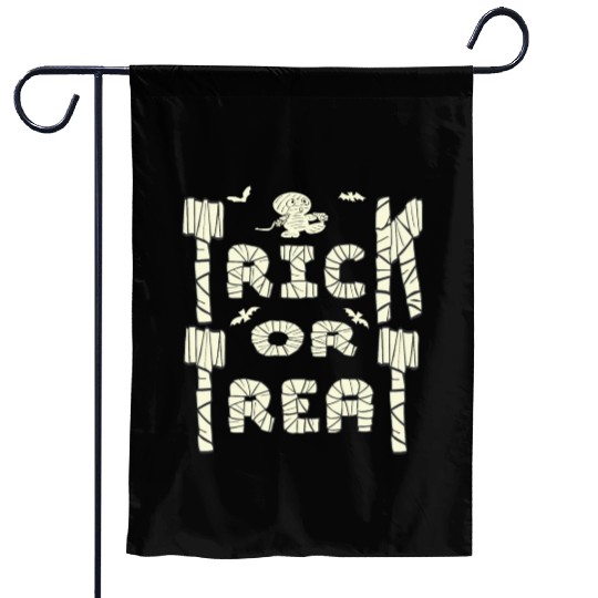 Trick or treat funny mummy Garden Flags