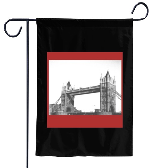 London dream of color shortlisted creative Arts. Garden Flags