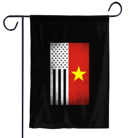 Vietnam Design for proud Vietnamese Americans Garden Flags