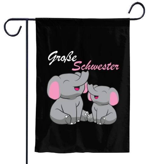 Elephants - Große Schwester Garden Flags