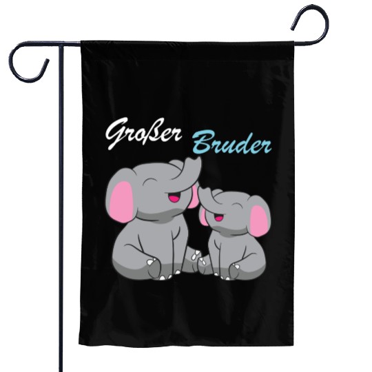 Elephant - Großer Bruder Garden Flags