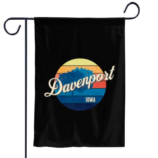 Davenport - Iowa Garden Flags