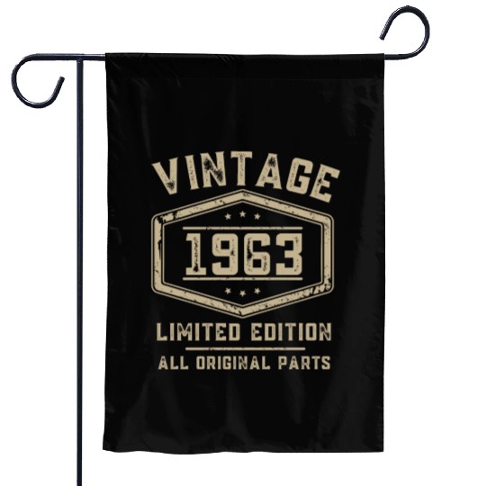 60 Years Vintage 1963 Retro 60th Birthday Garden Flags