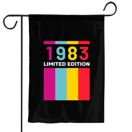 40 Years Vintage 1983 Retro 40th Birthday Garden Flags
