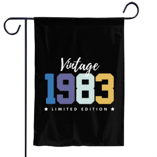 40 Years Vintage 1983 Retro 40th Birthday Garden Flags