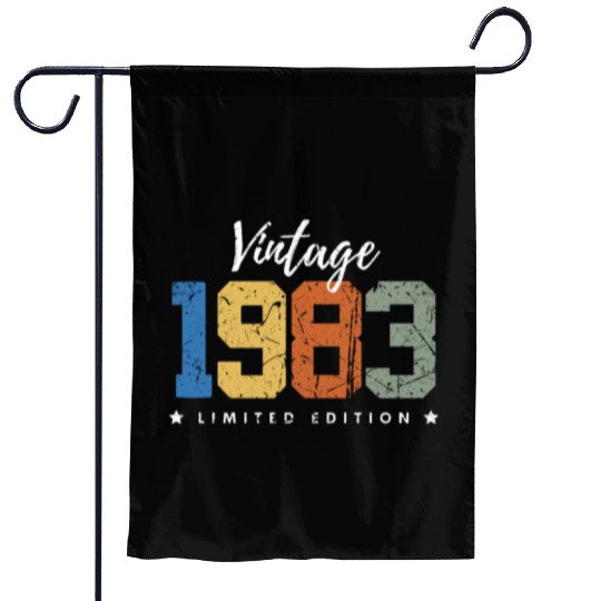40 Years Vintage 1983 Retro 40th Birthday Garden Flags