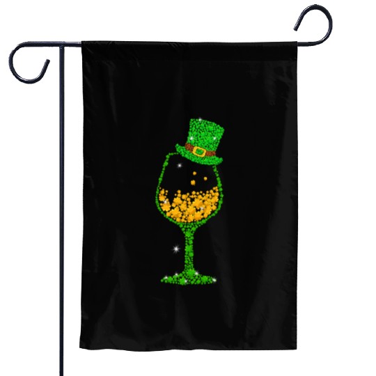 St Patricks Lucky Shamrock Wine Glass Garden Flags