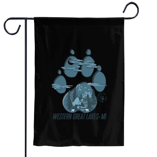 Western great lakes Michigan home of the wolf Garden Flags