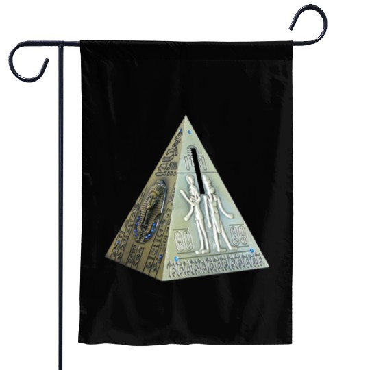 metal pyramide Garden Flags