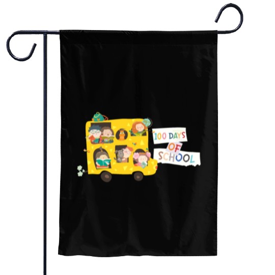100 days of school children in the school bus Garden Flags