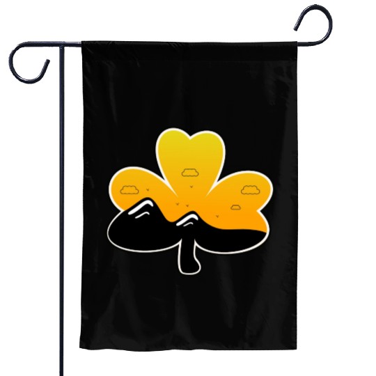 vintage st patrick sunrise Garden Flags