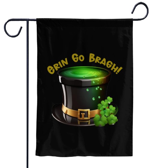 Get Lucky with this 'Erin go Bragh' Top Hat Design Garden Flags