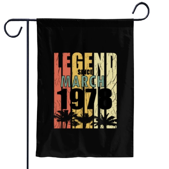 March 1978 retro gift idea Garden Flags