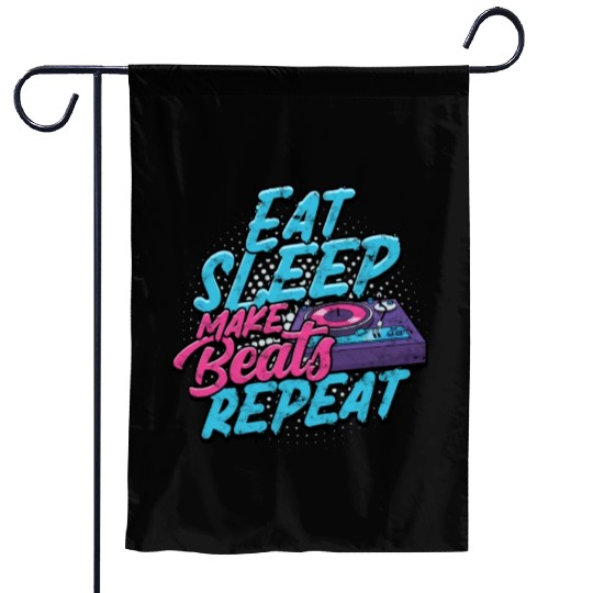 Beatmaker Electronic DJ Music Producer musician Garden Flags