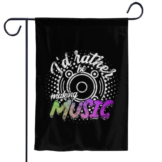 Beatmaker Electronic DJ Music Producer musician Garden Flags