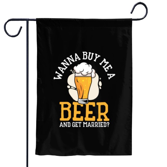 Drinking Beer Lover Couple Relationship Beer Drink Garden Flags