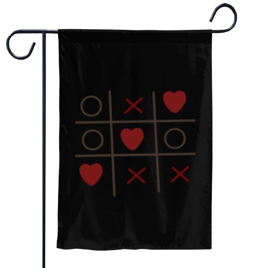 Cool Valentine s Day Criss Cross Heart Garden Flags
