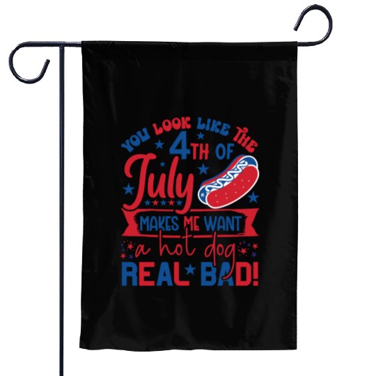 look like the 4th of july makes me want a hot dog Garden Flags