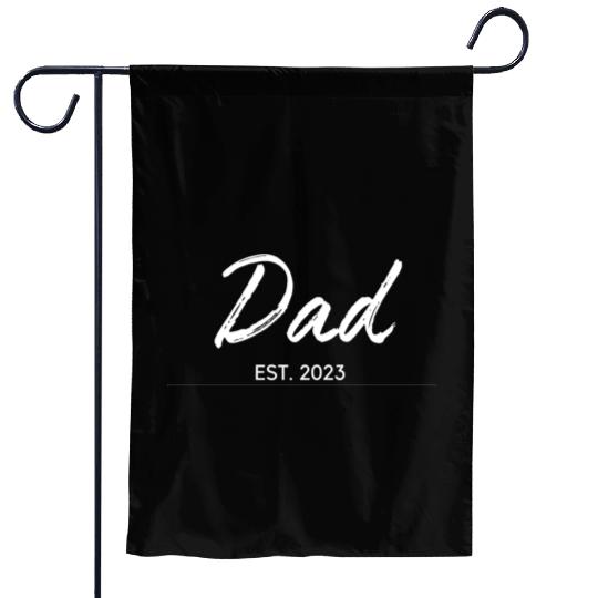 DAD EST.2023, Daddy To Be Garden Flags