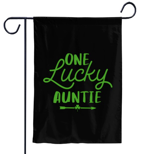 One Lucky Auntie St Patrick'S Day Irish Lucky Aunt Garden Flags