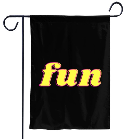 INTO THE AM Mens Garden Flags - Short Sleeve Crew Neck