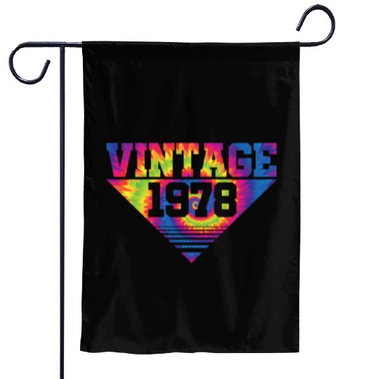Vintage 1978 Tie Dye Splash Color Triangle Garden Flags