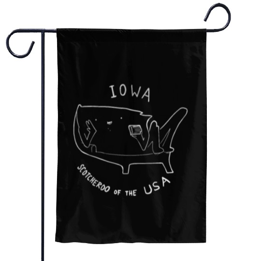 Iowa scotcheroos of the USA Garden Flags