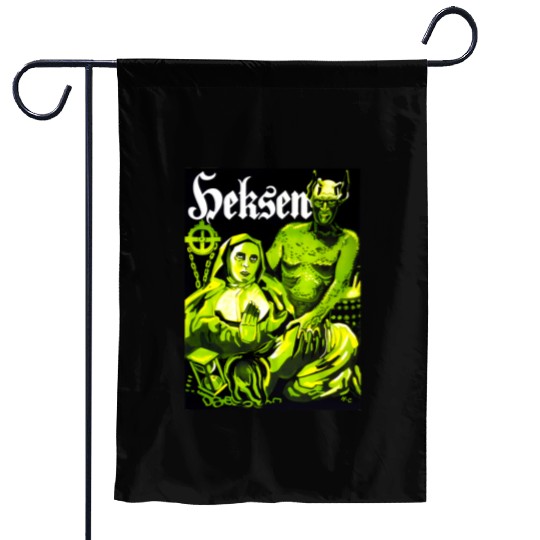 Satan Nun Witch Halloween Monster Horror Movie Garden Flags
