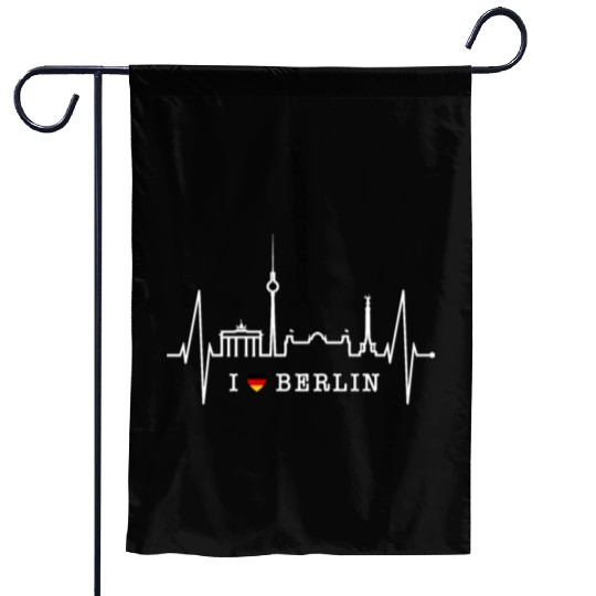 Berlin Skyline Heartbeat Germany Fan I Love Berlin Garden Flags
