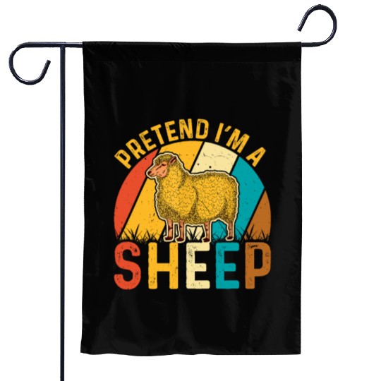 Sheep Lover Funny Pretend I'm a Sheep Retro Lamb Garden Flags