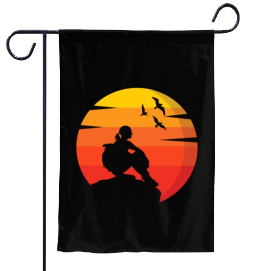 Retro Sun Mountain Hiking Climbing Nature Garden Flags